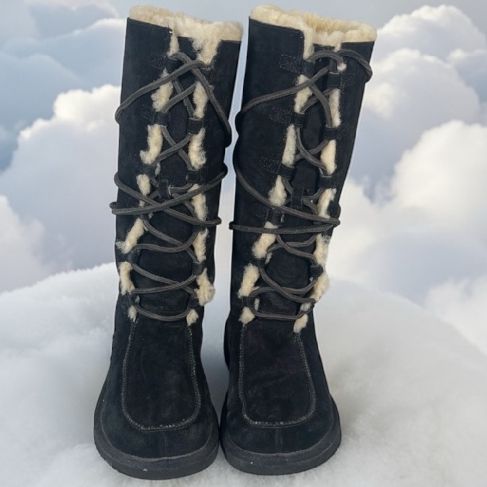 UGG uptown winter boots Size 9 - Picture 2 of 6